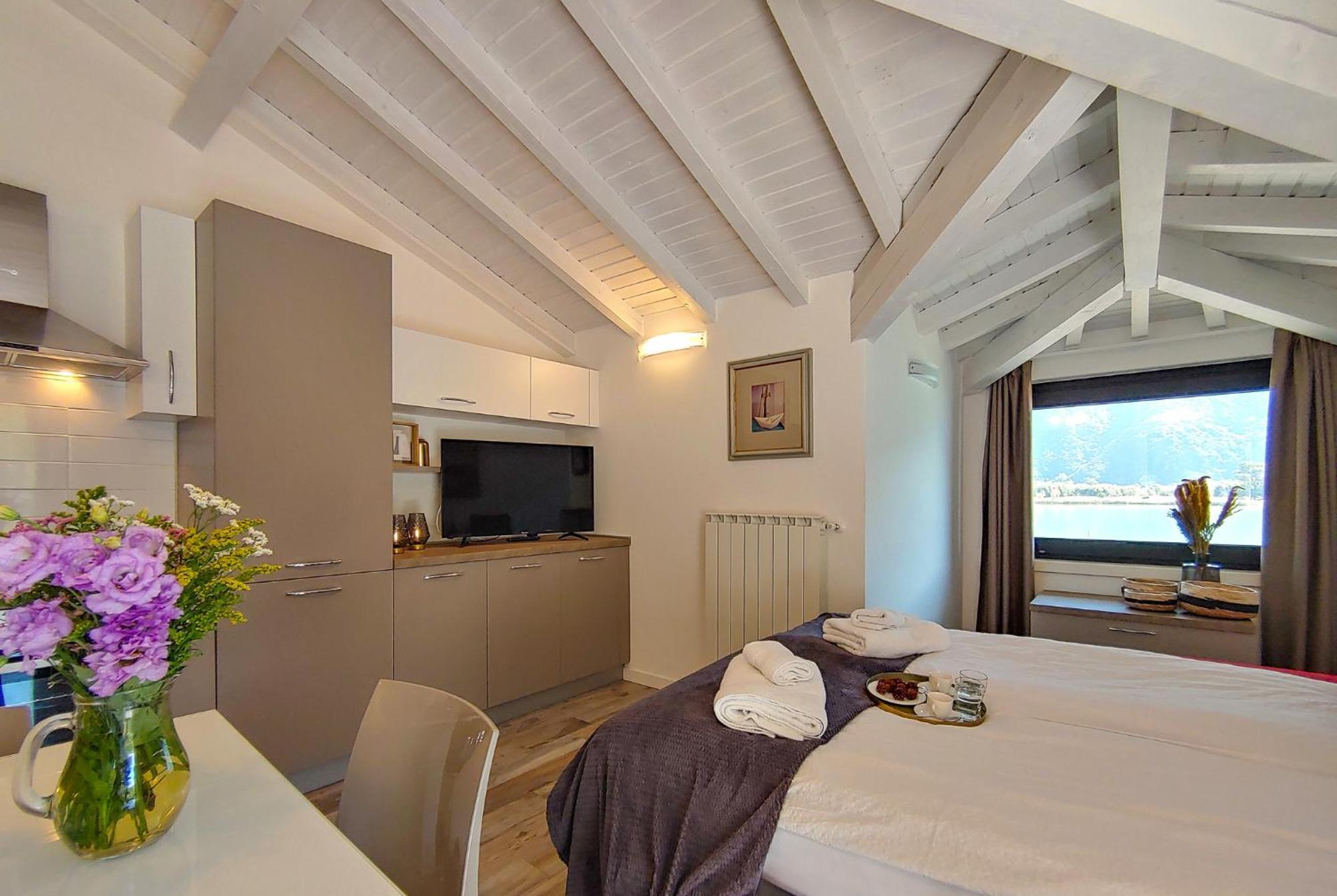 Dascio Silence Ferienwohnung Mit Panorama Balkon מראה חיצוני תמונה
